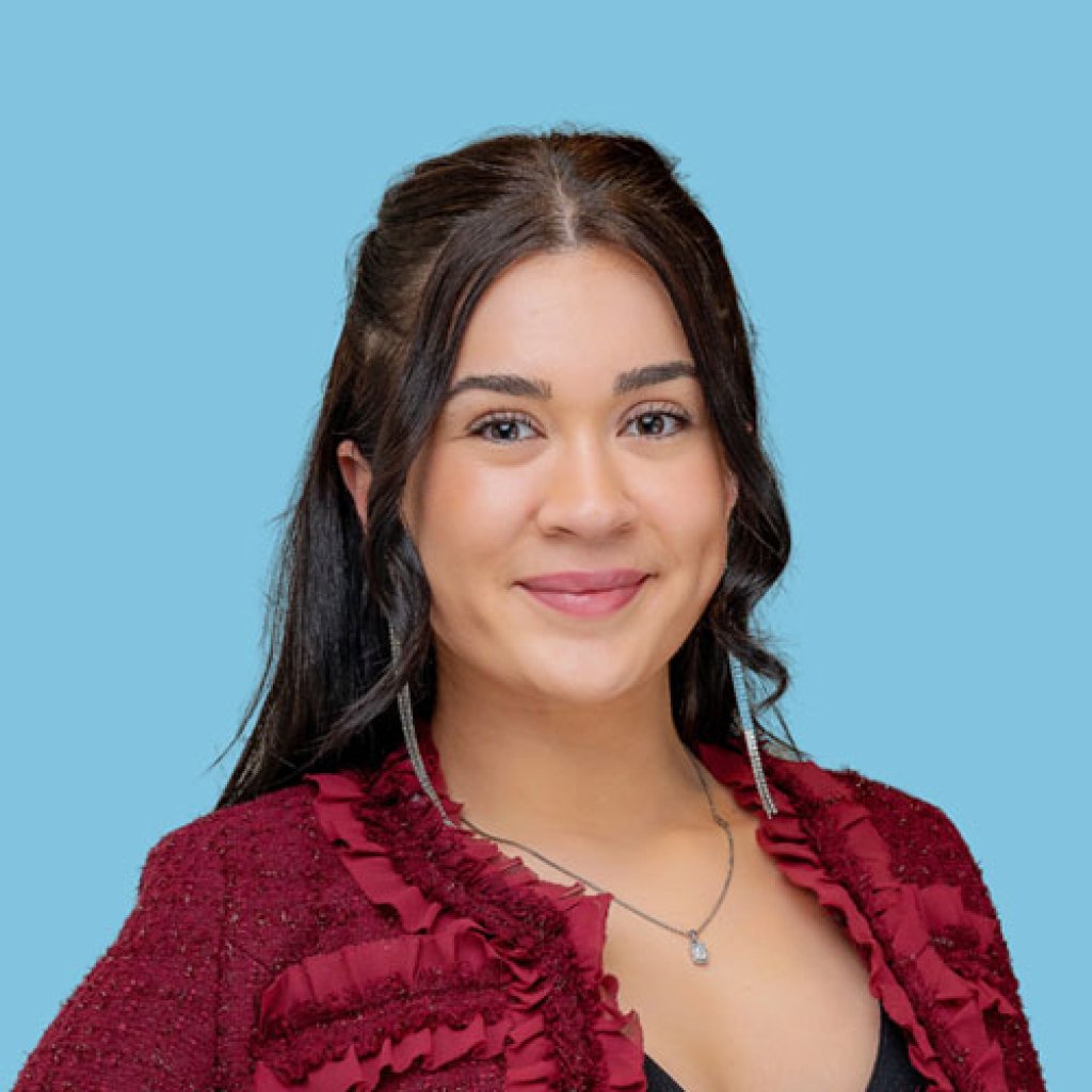 Nilüfer Erdogan Welcome Desk Secretary 